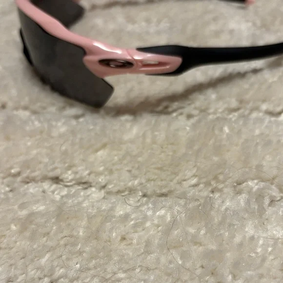 Oakley pink milkshake - Picture 2 of 3